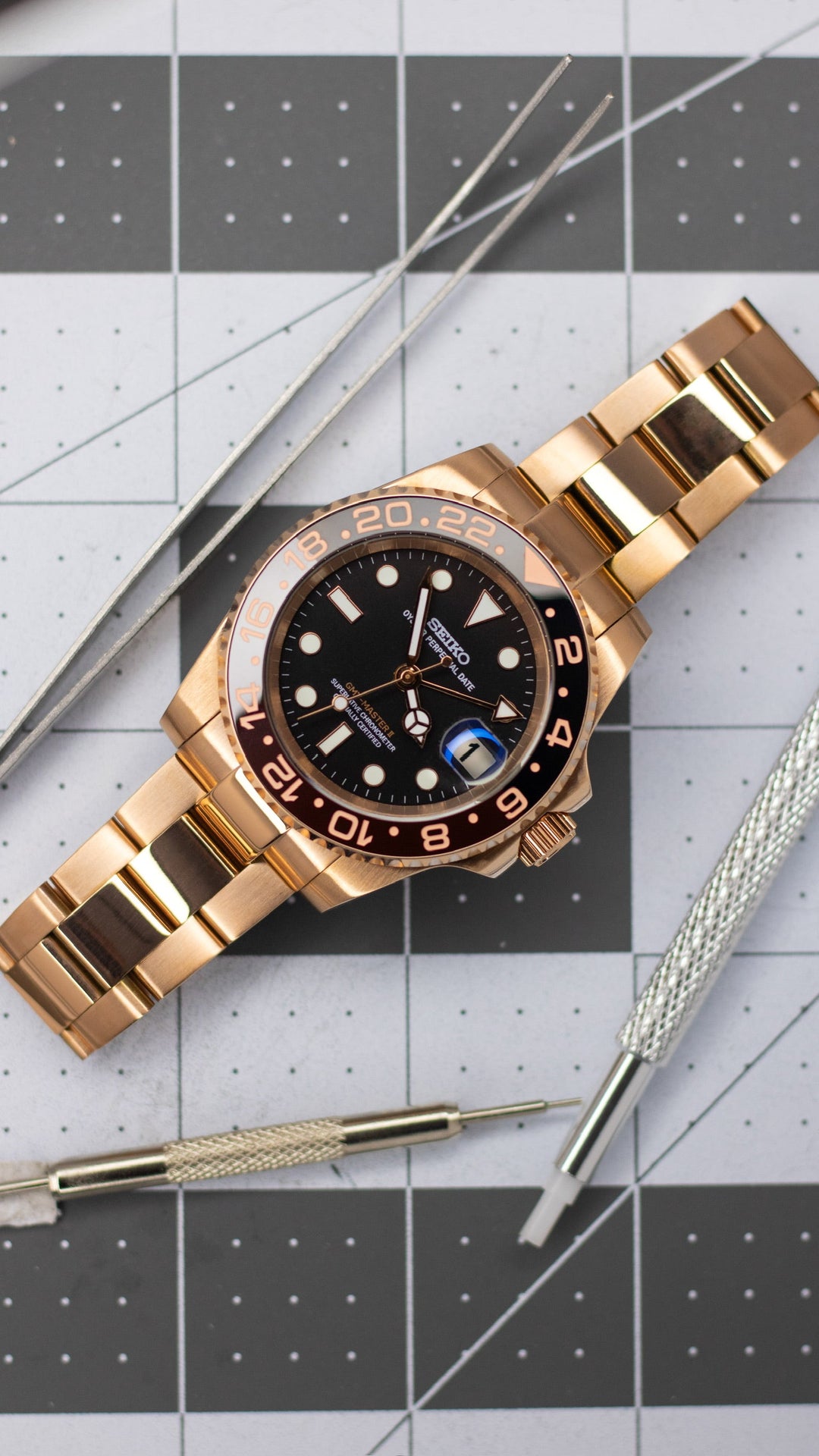 Root Beer GMT