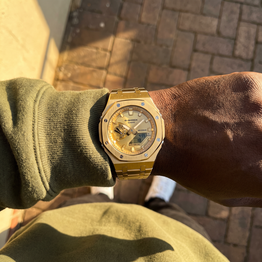Gold Overload styled wrist photo 2