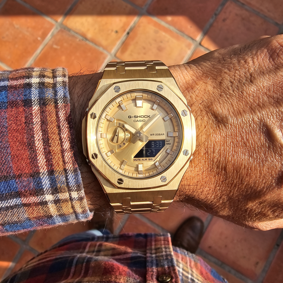 Gold Overload styled wrist photo 6