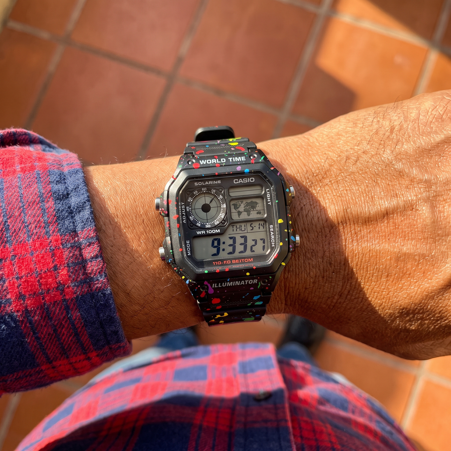Royale Splatter styled wrist photo 1