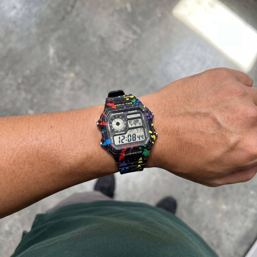 Royale Splatter styled wrist photo 3