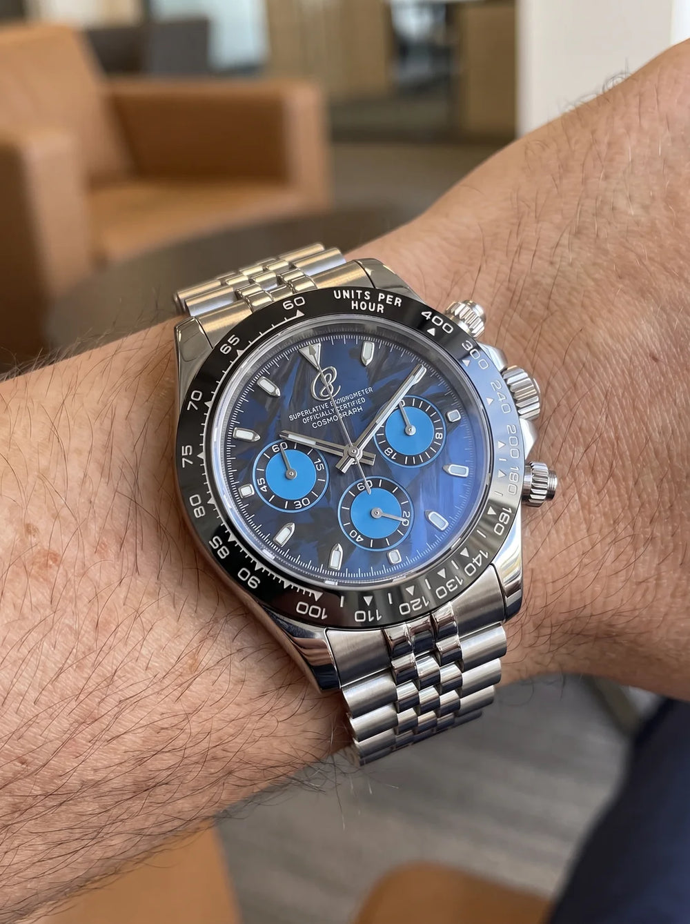 Previous client project: blue chronograph on a steel bracelet. Model differs from the Sub GMT configurator.