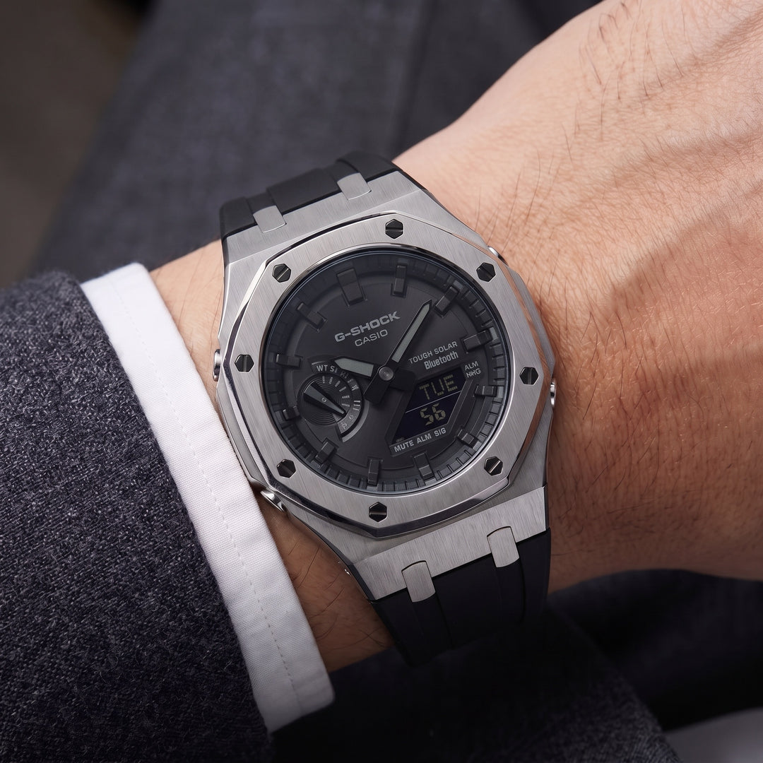 Slick Silver (Bluetooth + Solar)