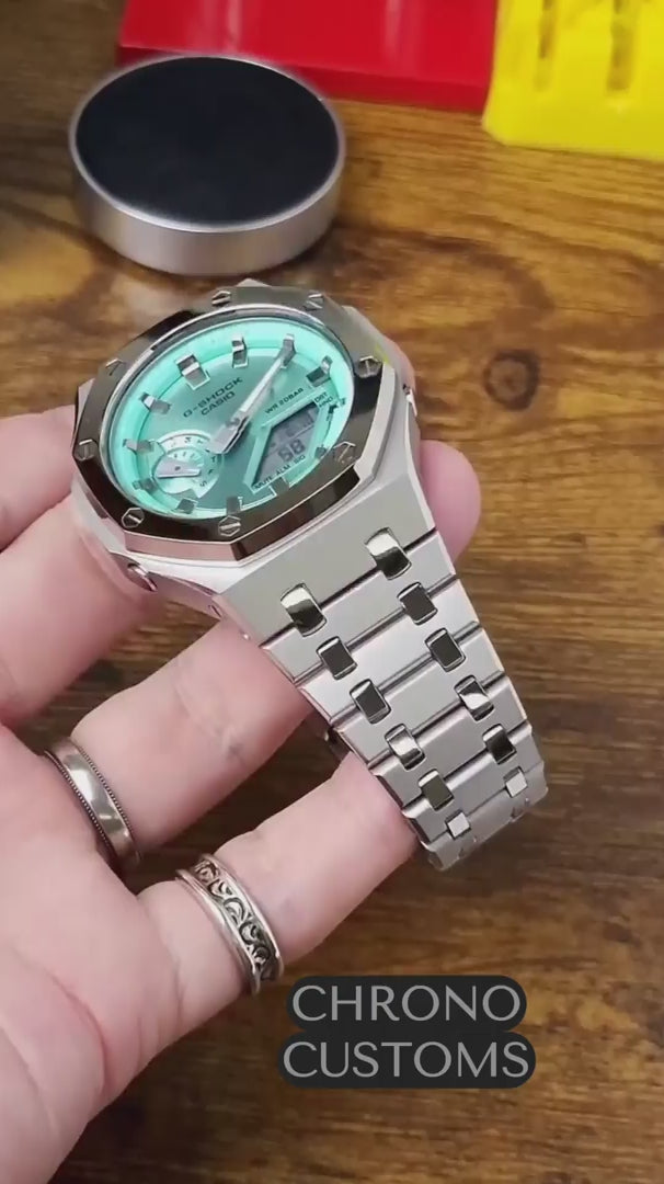 Aquamarine Diver